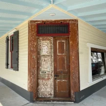 Aja Yard - Front entrance21